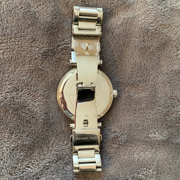 Michael Kors Skylar Crystal Bezel Bracelet Watch Silver 42mm - Picture 4 of 10